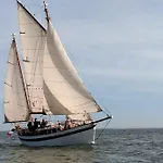 Superbe Vieux Greement A La Rochelle