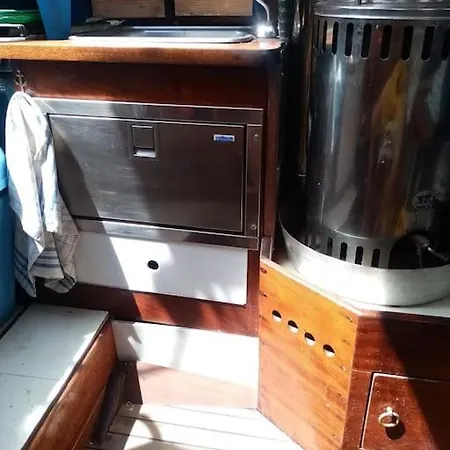 Superbe Vieux Greement A La Rochelle Úszó hotel *
