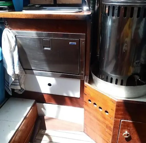 Superbe Vieux Greement A La Rochelle Botel *